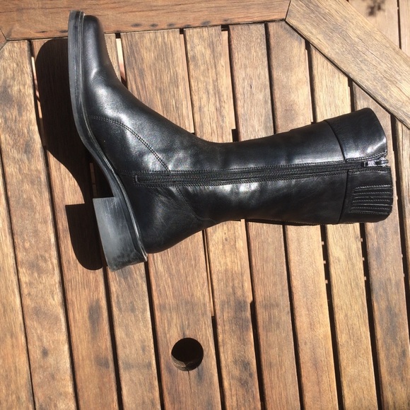 Aldo Leather Boots - Picture 3 of 6